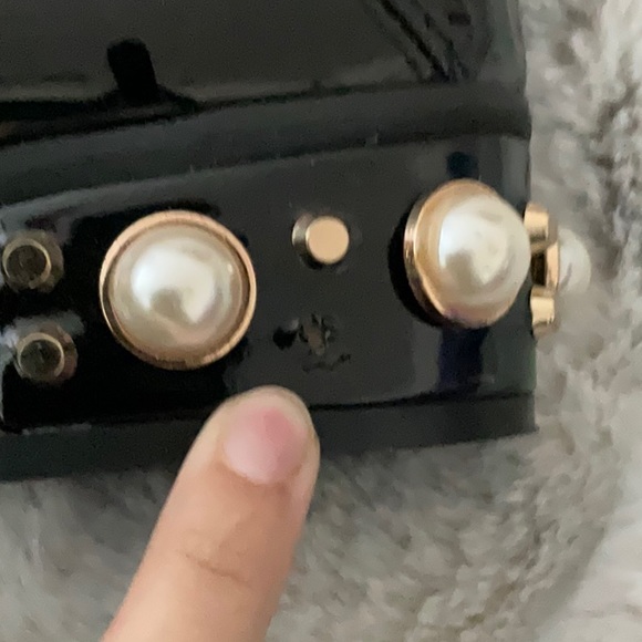 💰🚨CLEARANCE 🚨💰 
Black shiny loafer slip on dress w/gold and pearl accents - Picture 3 of 8